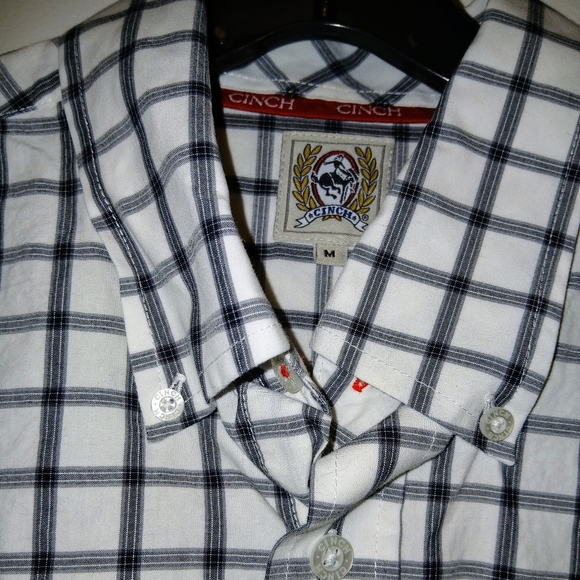 Cinch Size M Western Button Down Shirt W/One Front Pocket and Extra Buttons EUC - Picture 3 of 6